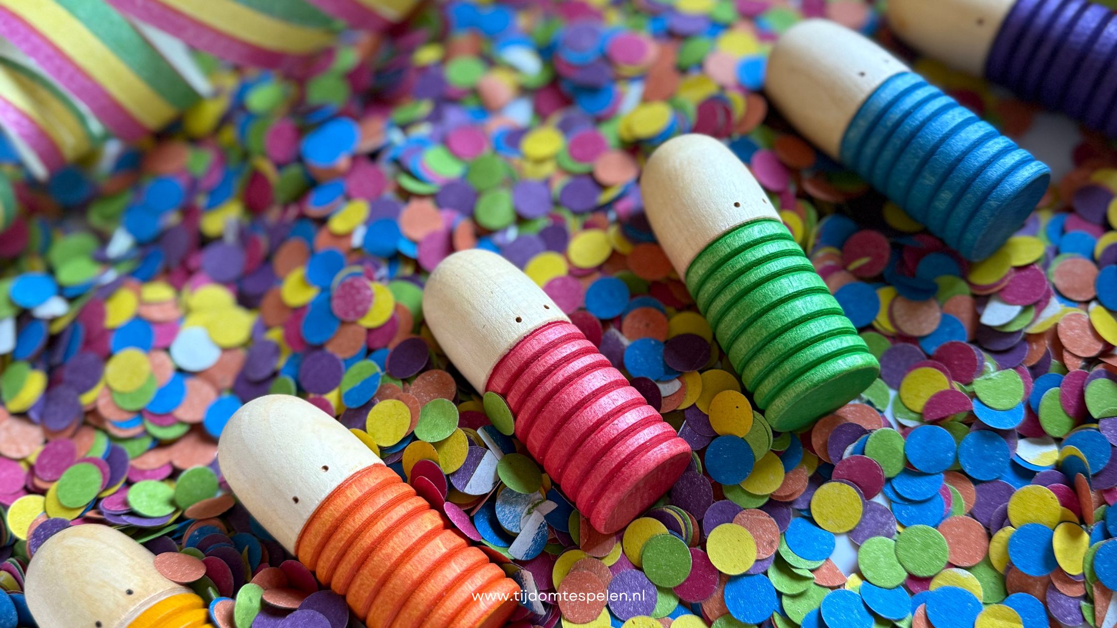 Carnaval Inspire My Play Tray - sensorisch spelen met confetti