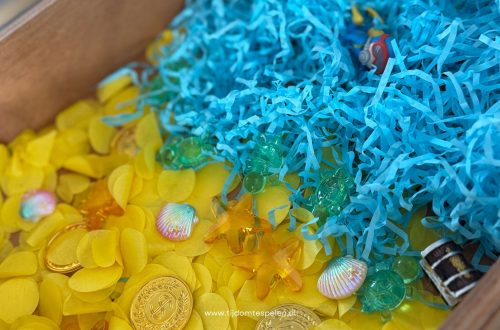 Een kant-en-klare sensorische bak Probeer de Jellystone Sensory Tray Play Kits